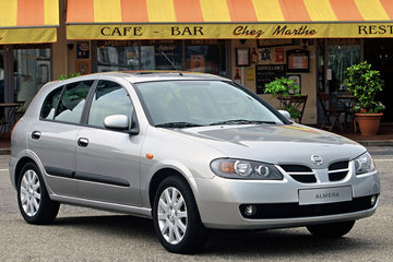 Nissan Almera