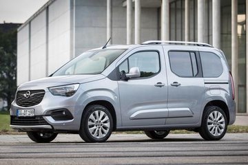 Opel Combo E (K9)