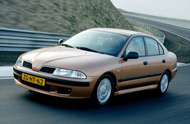 Vervangende versterkte verenset MAD HV-102008 Mitsubishi Carisma (DA) | 1995-2006