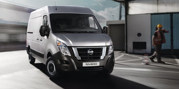 Vervangende versterkte voorveren set MAD HV-148178 Nissan NV400 (X62,X62B) | 2011-2022